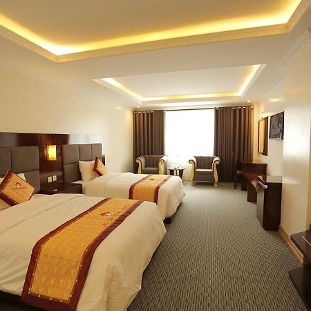 Lao Cai Royal Hotel Eksteriør billede