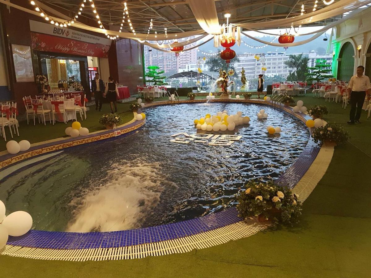 Lao Cai Royal Hotel Eksteriør billede