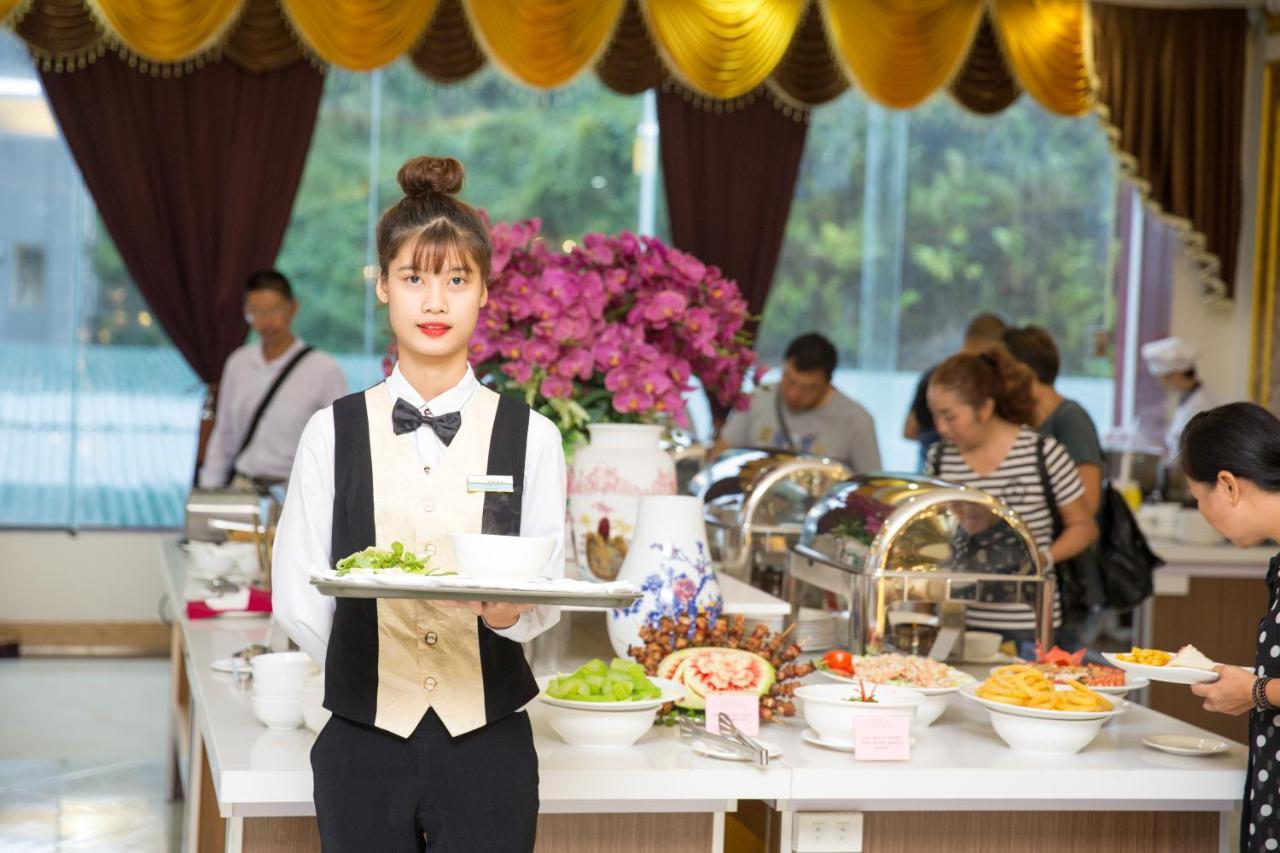 Lao Cai Royal Hotel Eksteriør billede