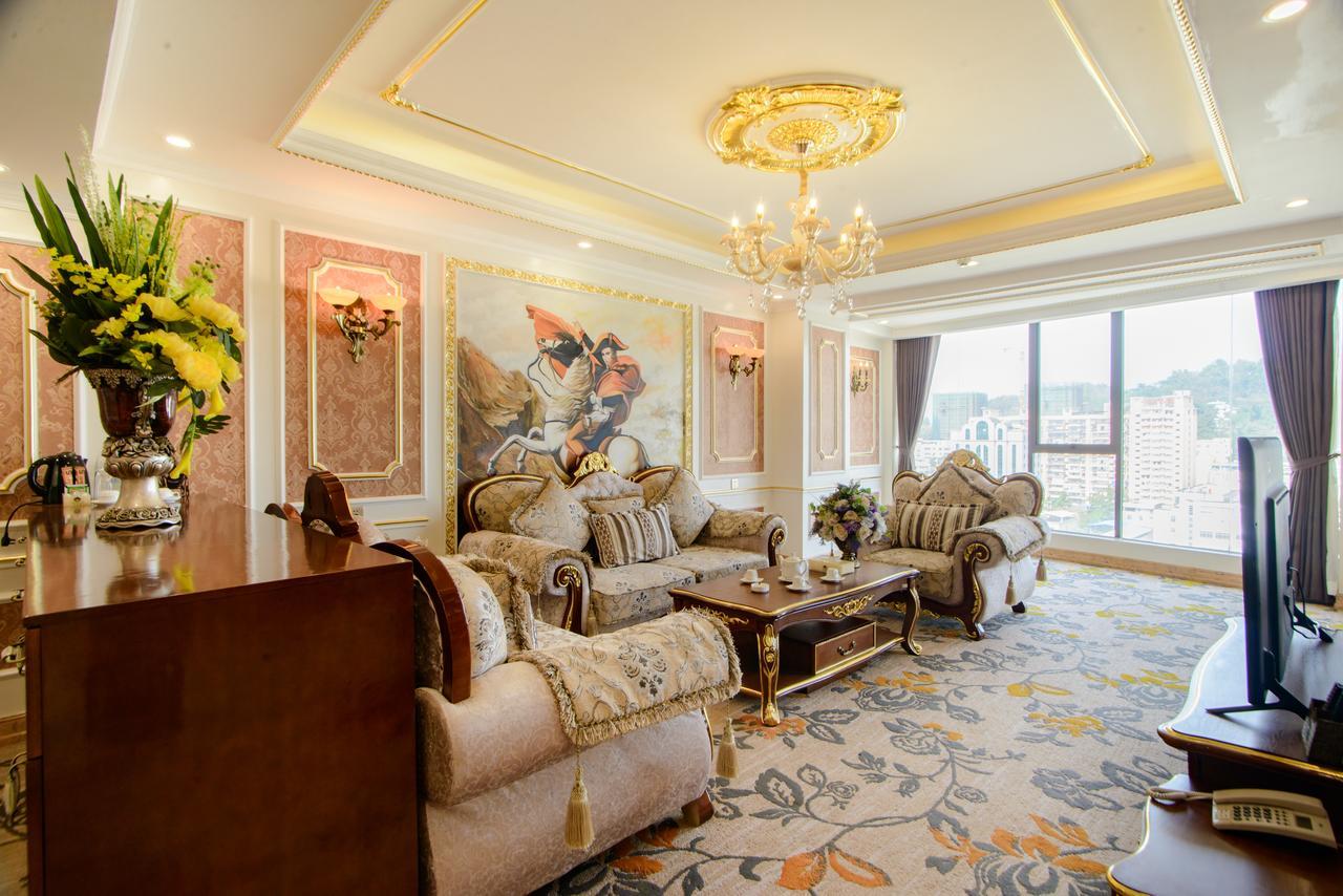 Lao Cai Royal Hotel Eksteriør billede