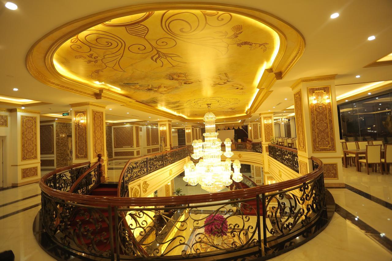 Lao Cai Royal Hotel Eksteriør billede