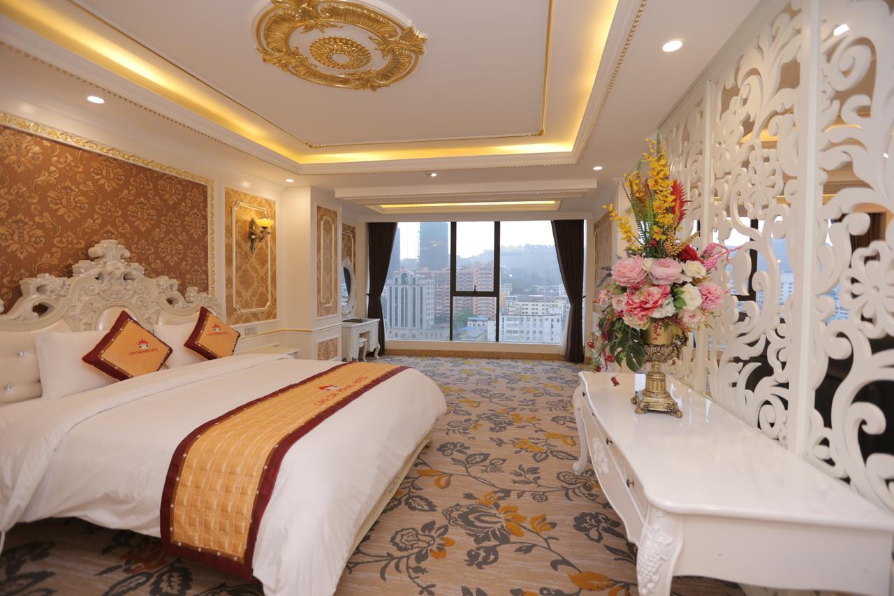 Lao Cai Royal Hotel Eksteriør billede